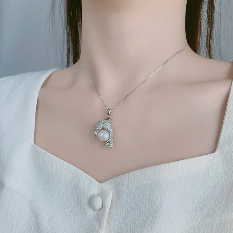 Ladies women fashion fine jewelry custom shape customizable zirconia modern pearl diamond charm pendant for necklace