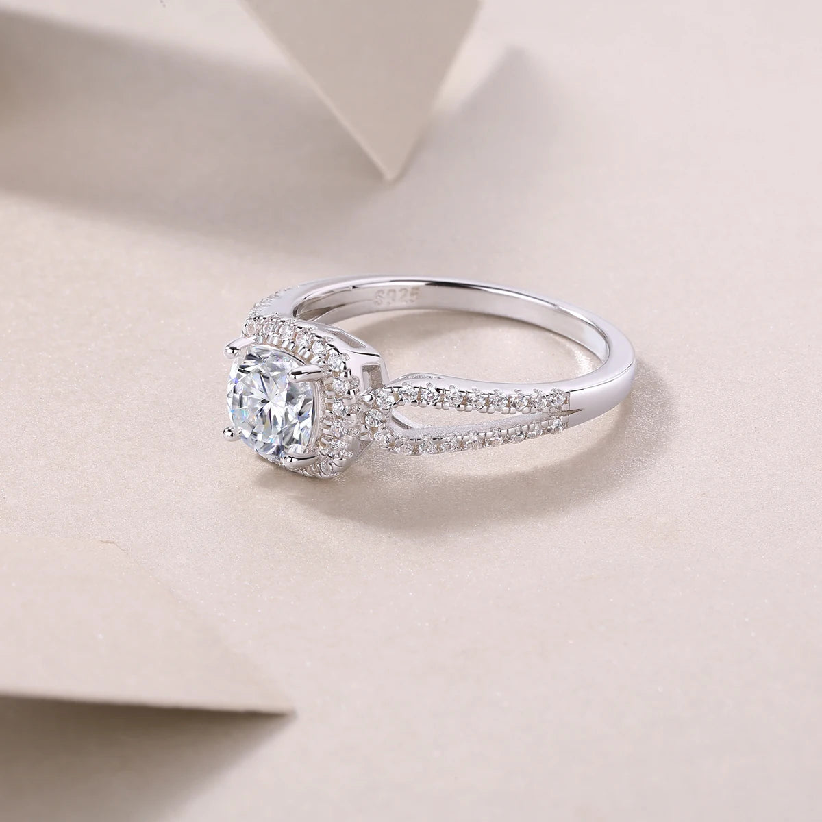 Best Selling Classics Design Moissanite Ring Silver Jewelry Women Gift Party Sterling Stone Wedding Technology party