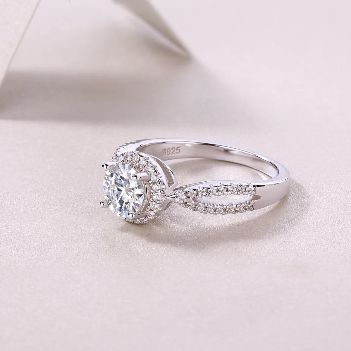 Best Selling Classics Design Moissanite Ring Silver Jewelry Women Gift Party Sterling Stone Wedding Technology party