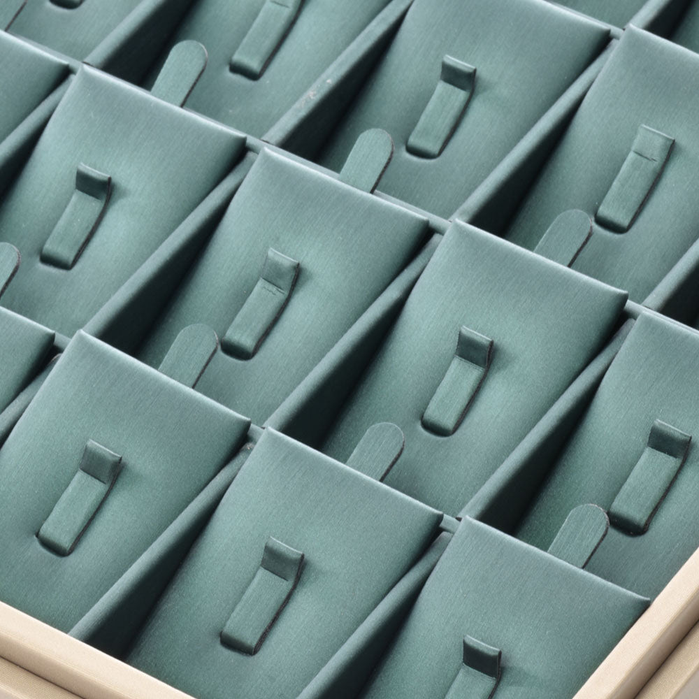 PU Jewelry Display Pendant Tray with 15 Grids