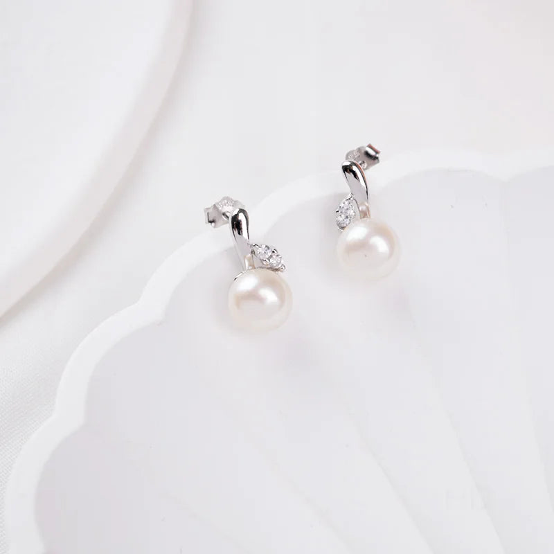 Fashion trending 925 sterling silver jewelry freshwater pearl simple stud women earrings with zircons