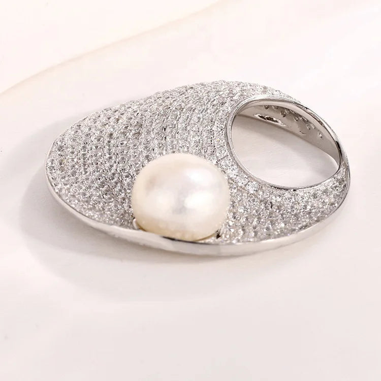 Custom ladies modern jewelry 925 sterling silver freshwater pearl round circle diamond necklace pendant