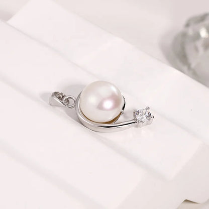 Custom modern 925 sterling silver diamond freshwater pearl ladies necklace charm pendant