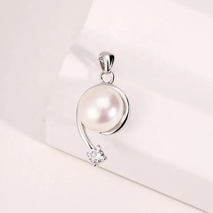 Custom modern 925 sterling silver diamond freshwater pearl ladies necklace charm pendant