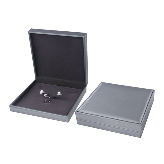 3Pcs (P06N1-GR) 6 2/7"*6 2/7“*1 4/7” Gray PU Necklace Boxes