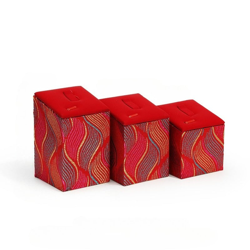 jewelry display - Red Gold Velvet Display Stand C00865 detail view