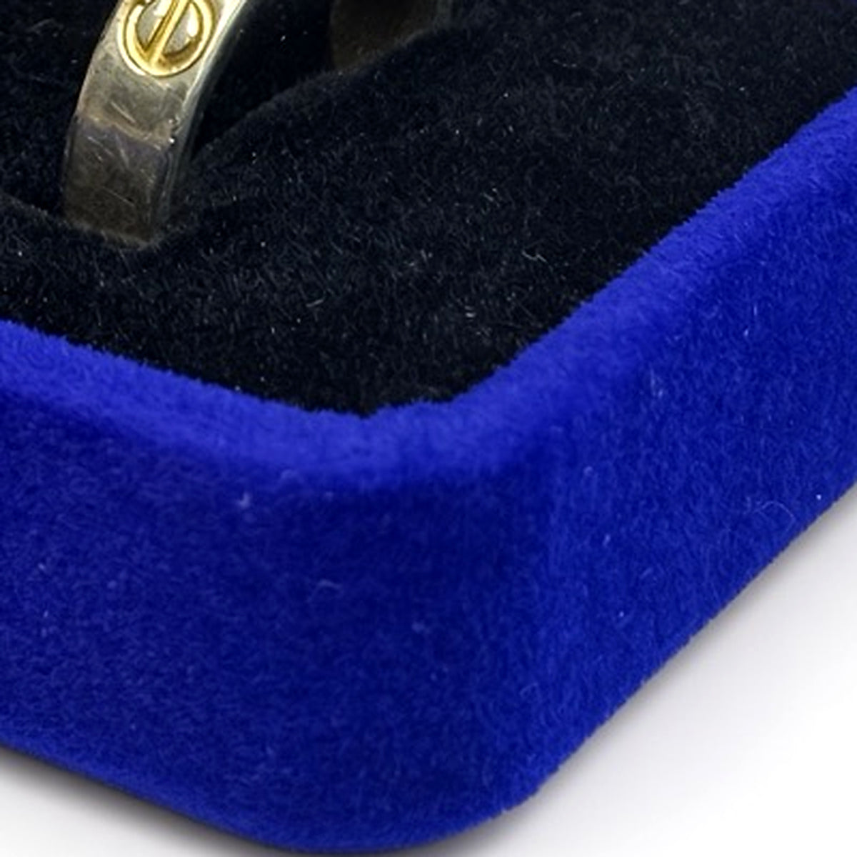 ring box - 20PCS Blue Velvet Ring Box for Proposal V37R-B side view