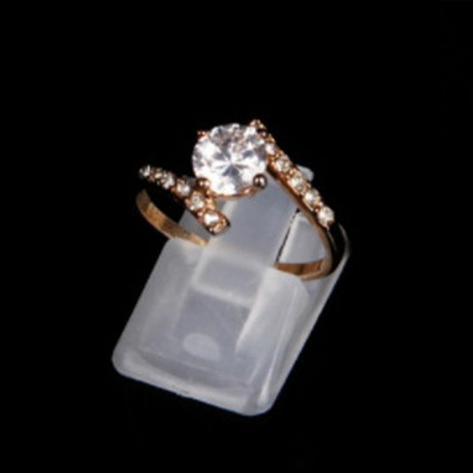 ring display - Transparent Ring Stand front view